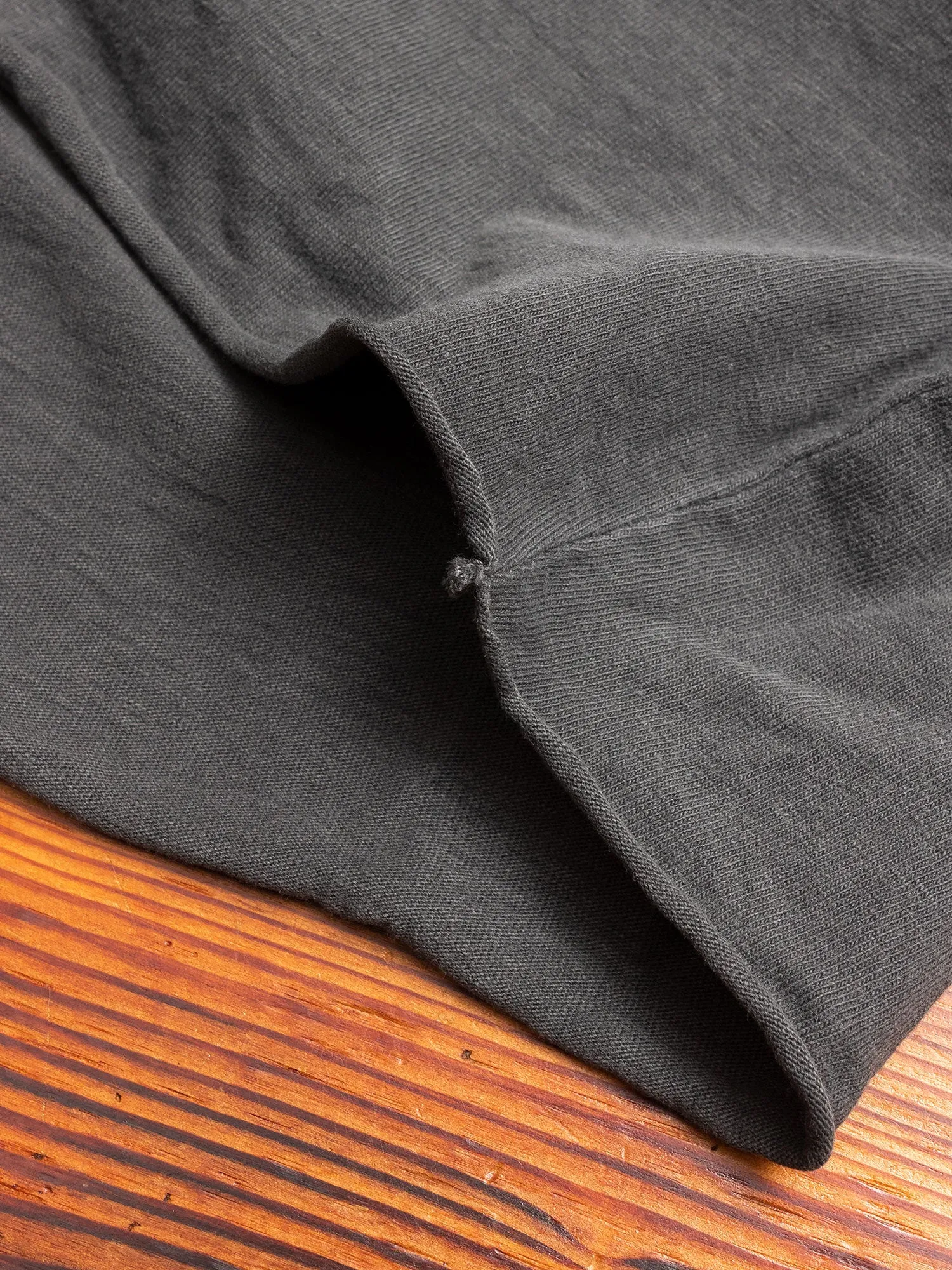 Anti-Expo T-Shirt in Carbon