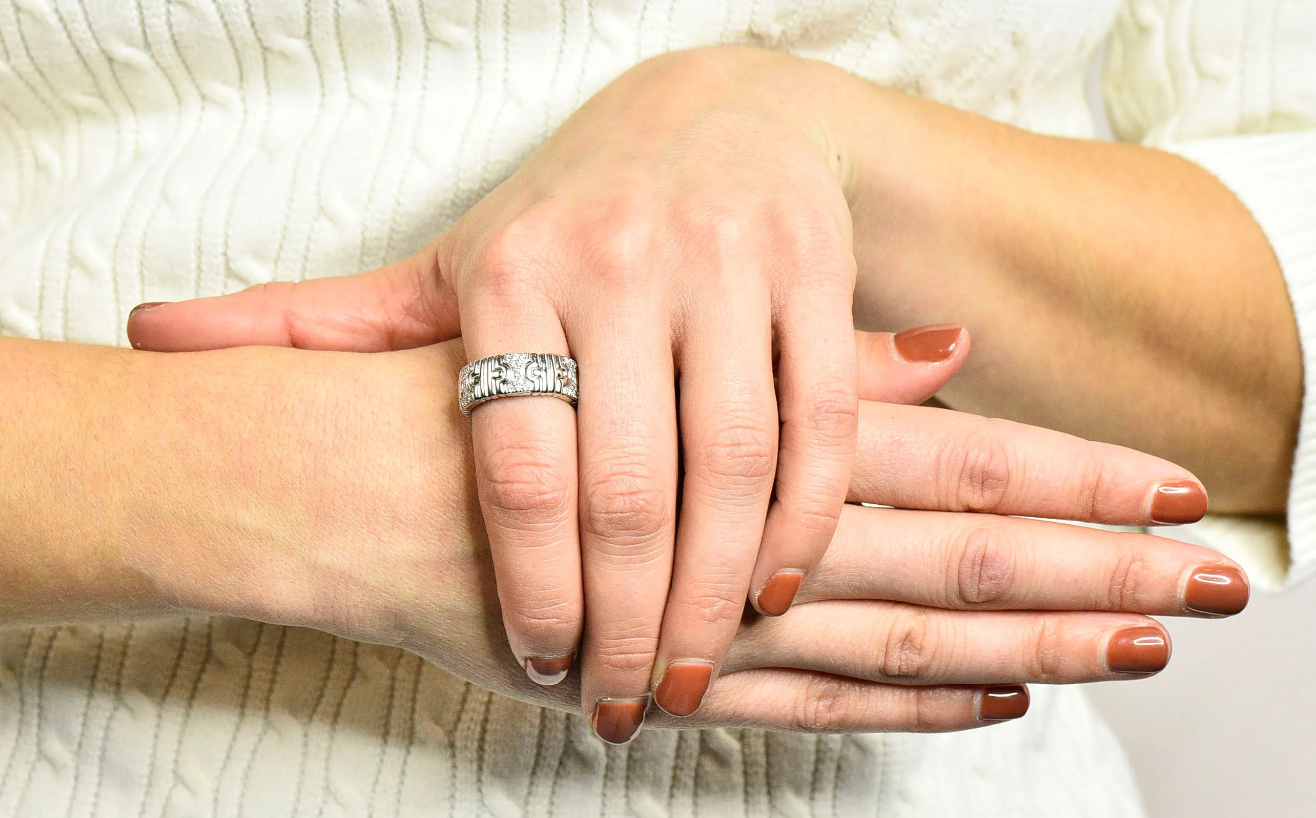 Bulgari Diamond 18 Karat White Gold Parentesi Band Ring Circa 1990