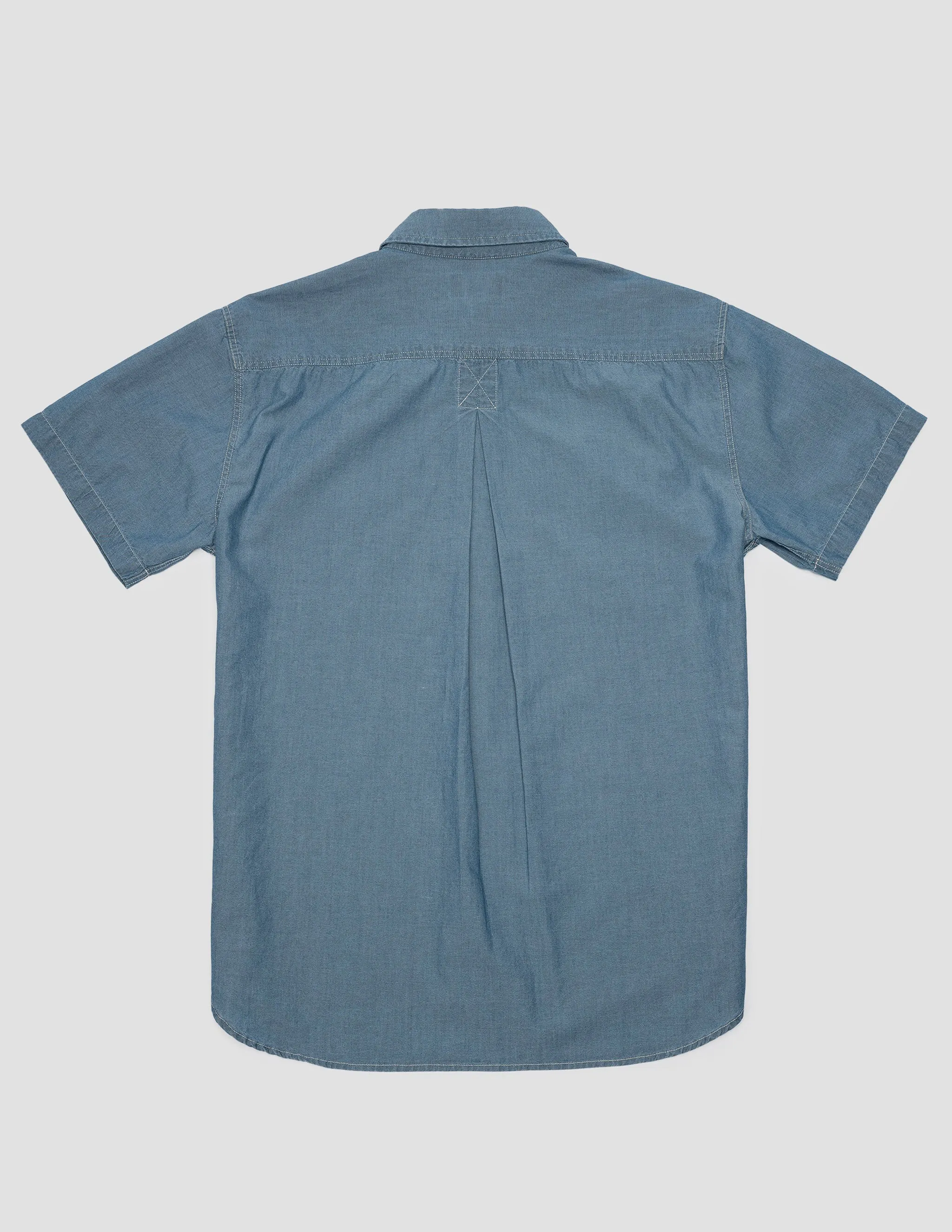 Gil Relaxed Short Sleeve Shirt in Blue Chambray