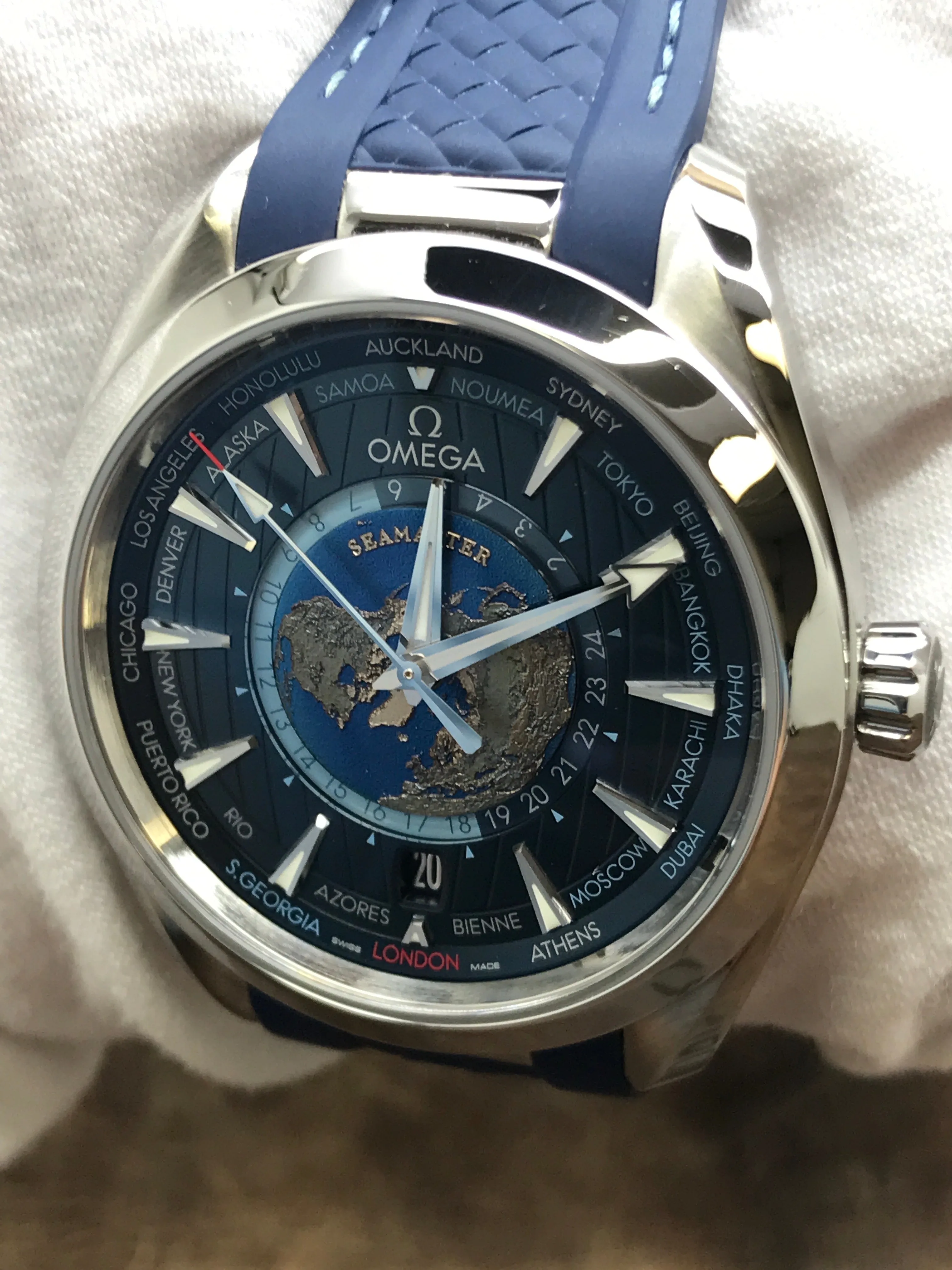 Omega Aqua Terra 150m Worldtimer 220.12.43.22.03.001 Blue Dial Automatic Men's Watch