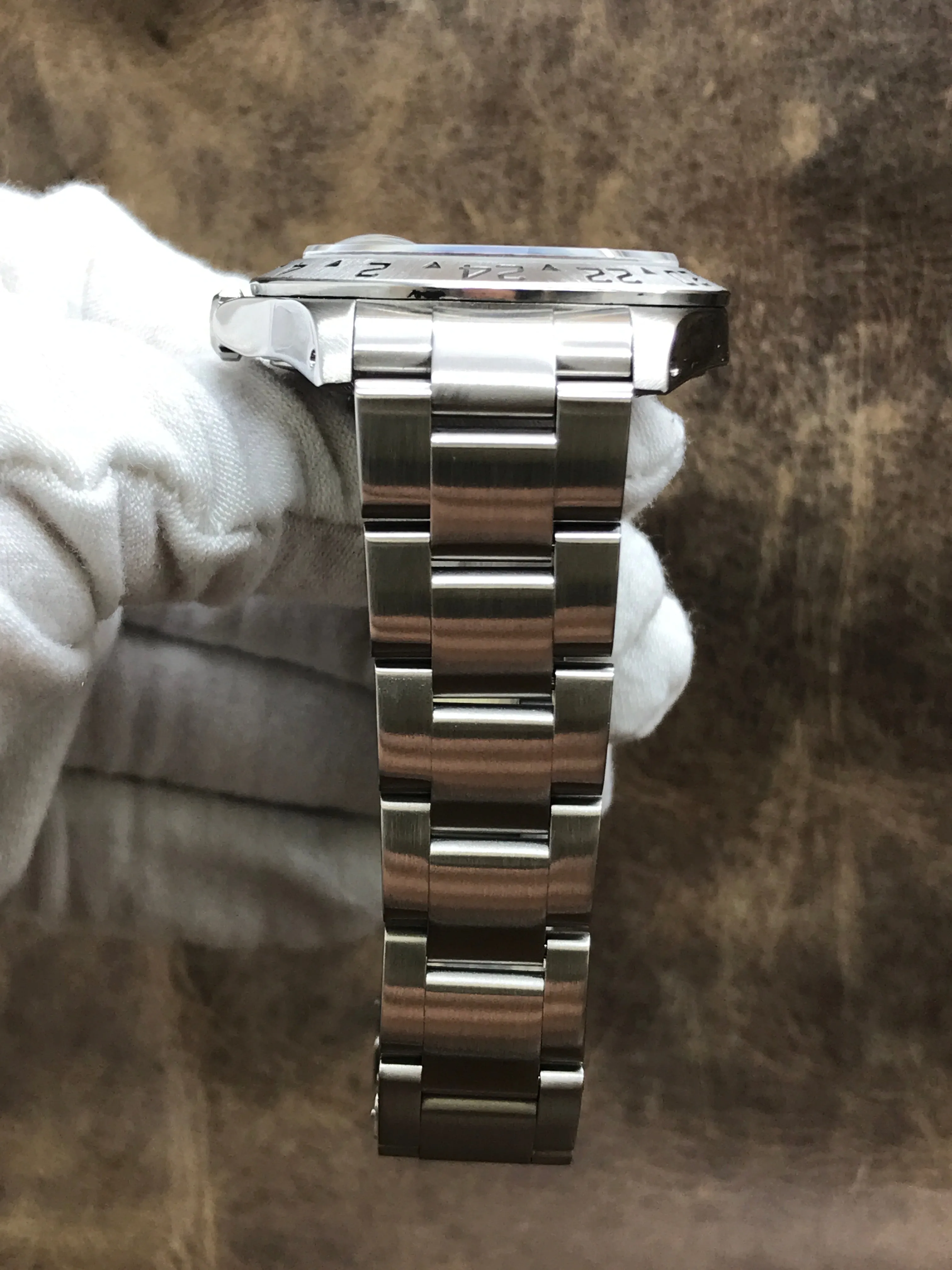 Rolex Explorer II 16570 Black Dial Automatic Men's Watch