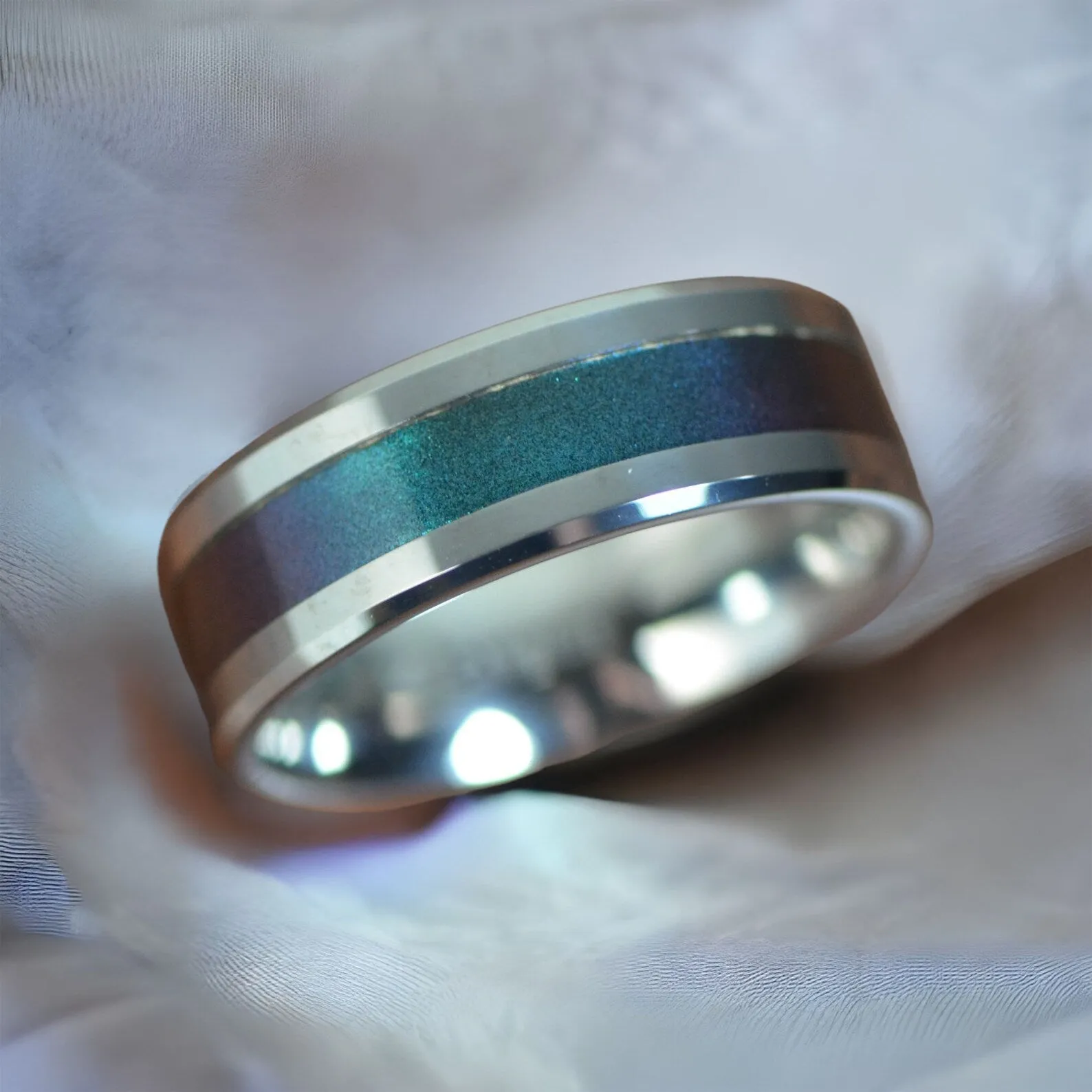 Tungsten Carbide Ring with Blue/Purple Color Changing Inlay and Alexandrite Setting - 8mm - CERULEAN
